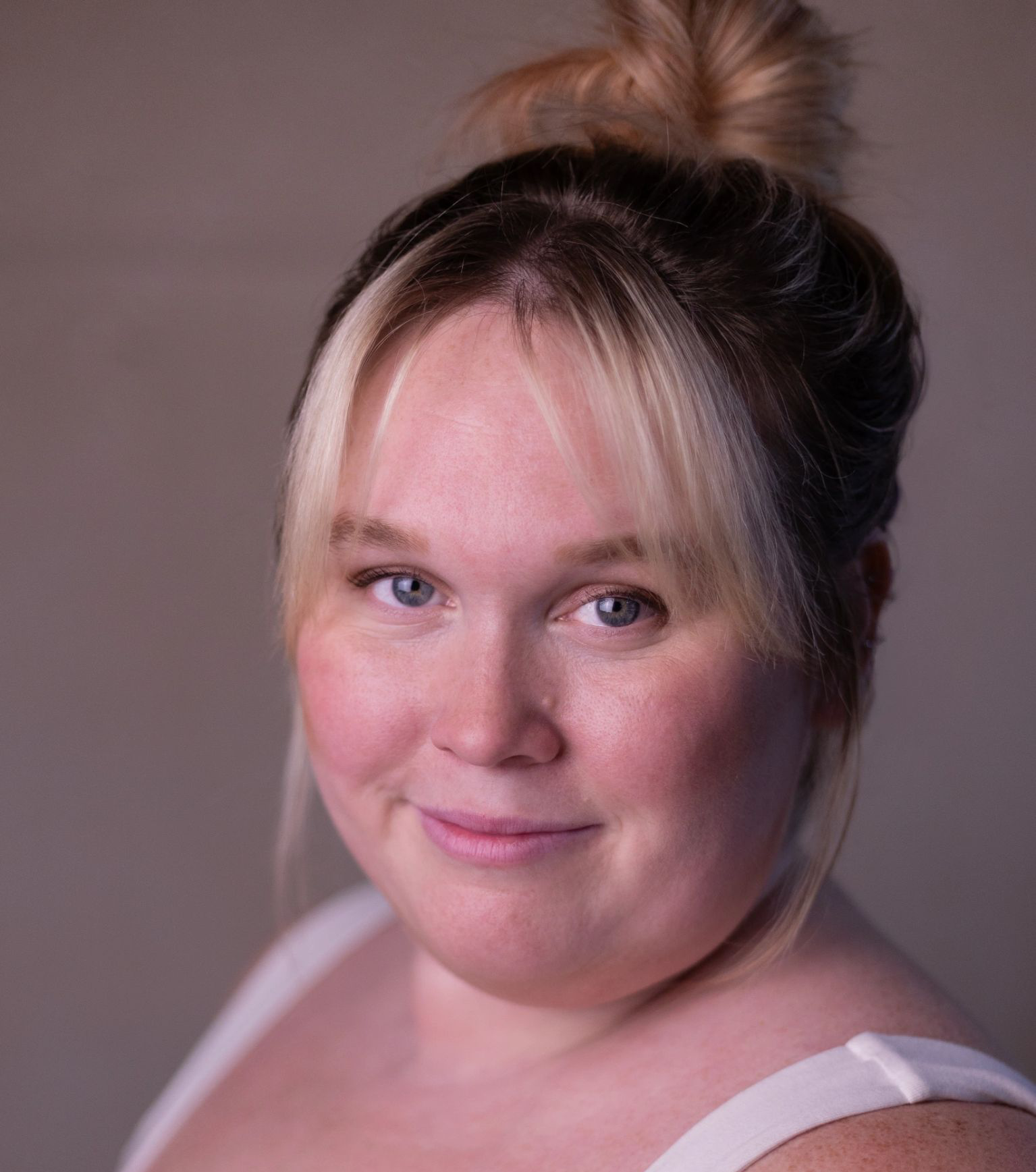 Rebecca_Walker_Headshot2